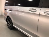 USED 2020 20 MERCEDES-BENZ V-CLASS 2.0 V 220 D AMG LINE L 5d 161 BHP * PANORAMIC ROOF * CLIMATE CONTROL *  8 SEATS * NAV * PARKING SENSORS * 19 INCH ALLOY WHEELS * PRIVACY GLASS *