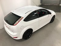 USED 2010 10 FORD FOCUS 2.5 ST-2 3d 223 BHP * AIR CONDITIONING * 18 INCH ALLOY WHEELS * 37K MILES ONLY *