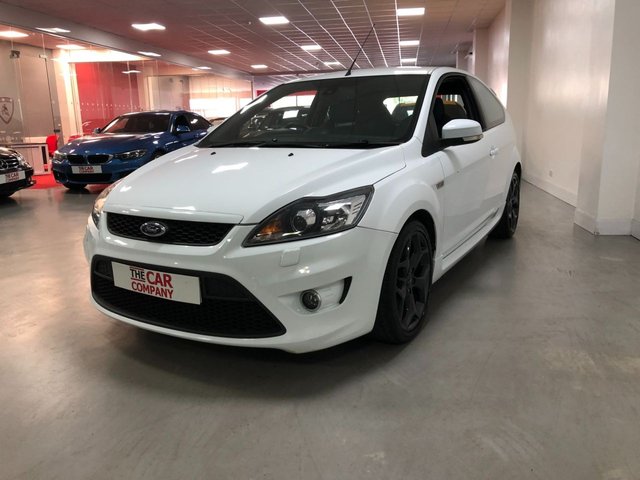 2010 10 Ford Focus 2.5 ST-2 3d 223 BHP