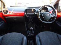 USED 2014 64 TOYOTA AYGO 1.0 VVT-I X-PRESSION 3d 69 BHP www.suffolkcarcentre.co.uk - Located at Reydon