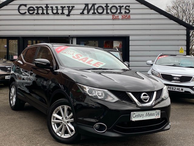2014 14 Nissan Qashqai 1.5 DCi Acenta PREMIUM (Smart Vision) 5dr - GLASS ROOF