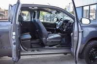 USED 2021 21 TOYOTA HI-LUX 2.4 ACTIVE 4WD D-4D EXTRA CAB 147 BHP Only 1529 Miles