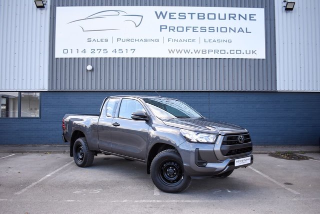 2021 21 Toyota HI-Lux 2.4 ACTIVE 4WD D-4D EXTRA CAB 147 BHP