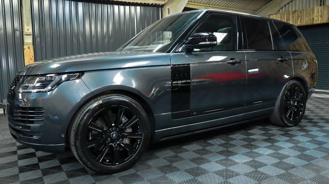 2018 68 Land Rover Range Rover 2.0 VOGUE SE 5d 399 BHP