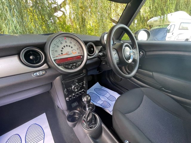 View our MINI CONVERTIBLE