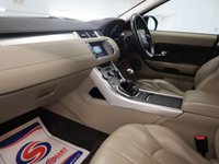 USED 2015 15 LAND ROVER RANGE ROVER EVOQUE 2.2 SD4 PURE TECH 5d 190 BHP BEST COLOUR COMBINATION WITH MAGNOLIA LEATHER. VERY RARE COMBINATION