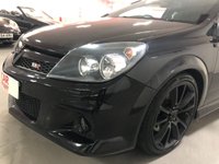 USED 2010 10 VAUXHALL ASTRA 2.0 VXRACING 3d 236 BHP * PRIVACY * CLIMATE * HALF LEATHER * 19 INCH ALLOYS * LOW MILEAGE 33,482 MILES *