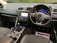 USED 2016 16 RENAULT KADJAR 1.2 DYNAMIQUE S NAV TCE 5d 130 BHP GREAT SPEC KADJAR DYNAMIQUE 'S' TCe 5dr - SATELLITE NAVIGATION - 130 BHP ENGINE - HALF LEATHER INTERIOR - 1 FORMER KEEPER