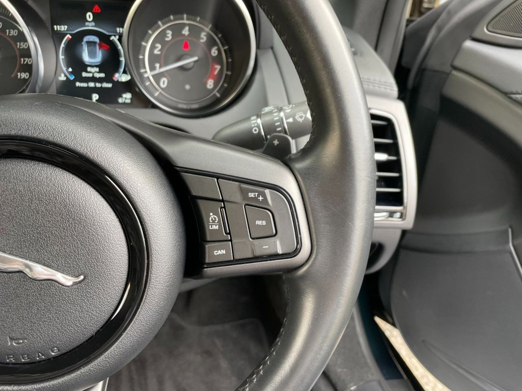 USED 2016 16 JAGUAR F-TYPE 3.0 V6 2d 340 BHP 