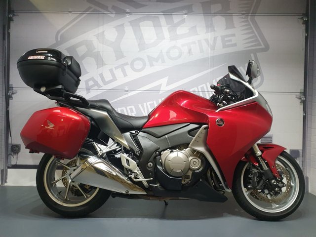 2010 10 Honda Vfr1200 F