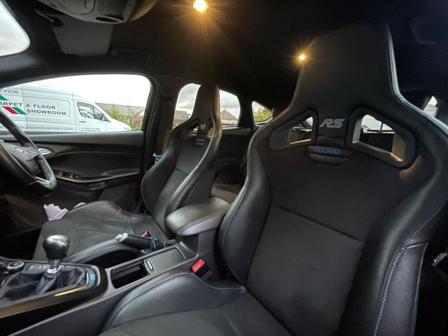 View our FORD FOCUS