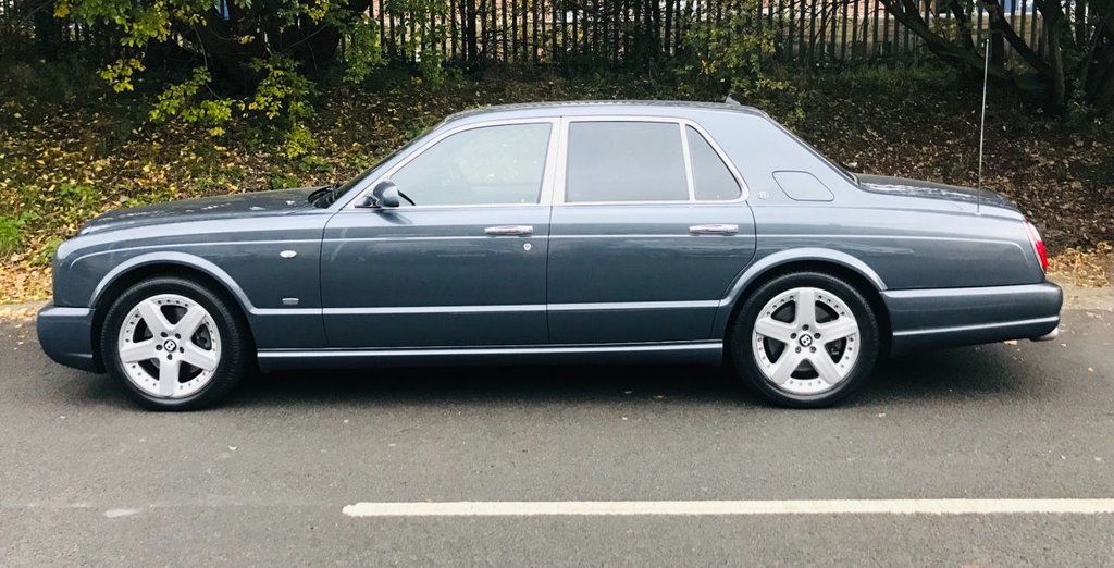USED 2004 04 BENTLEY ARNAGE Mulliner ANY INSPECTION WELCOME ---- KEPT TO A VERY HIGH STANDARD THROUGHOUT ITS LIFE, A REAL TRIBUTE TO ITS PREVIOUS OWNER, LOOKS AND DRIVES REALLY NICE IMMACULATE CONDITION THROUGHOUT, MUST BE SEEN FOR THE PRICE BARGAIN BE QUICK, 6 MONTHS WARRANTY AVAILABLE,DEALER FACILITIES,WARRANTY,FINANCE,PART EX,FIRST TO SEE WILL BUY BARGAIN