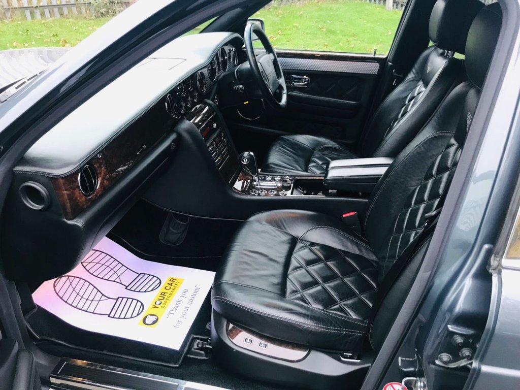 USED 2004 04 BENTLEY ARNAGE Mulliner ANY INSPECTION WELCOME ---- KEPT TO A VERY HIGH STANDARD THROUGHOUT ITS LIFE, A REAL TRIBUTE TO ITS PREVIOUS OWNER, LOOKS AND DRIVES REALLY NICE IMMACULATE CONDITION THROUGHOUT, MUST BE SEEN FOR THE PRICE BARGAIN BE QUICK, 6 MONTHS WARRANTY AVAILABLE,DEALER FACILITIES,WARRANTY,FINANCE,PART EX,FIRST TO SEE WILL BUY BARGAIN