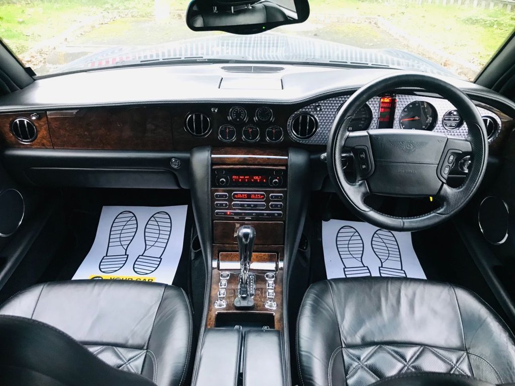 USED 2004 04 BENTLEY ARNAGE Mulliner ANY INSPECTION WELCOME ---- KEPT TO A VERY HIGH STANDARD THROUGHOUT ITS LIFE, A REAL TRIBUTE TO ITS PREVIOUS OWNER, LOOKS AND DRIVES REALLY NICE IMMACULATE CONDITION THROUGHOUT, MUST BE SEEN FOR THE PRICE BARGAIN BE QUICK, 6 MONTHS WARRANTY AVAILABLE,DEALER FACILITIES,WARRANTY,FINANCE,PART EX,FIRST TO SEE WILL BUY BARGAIN