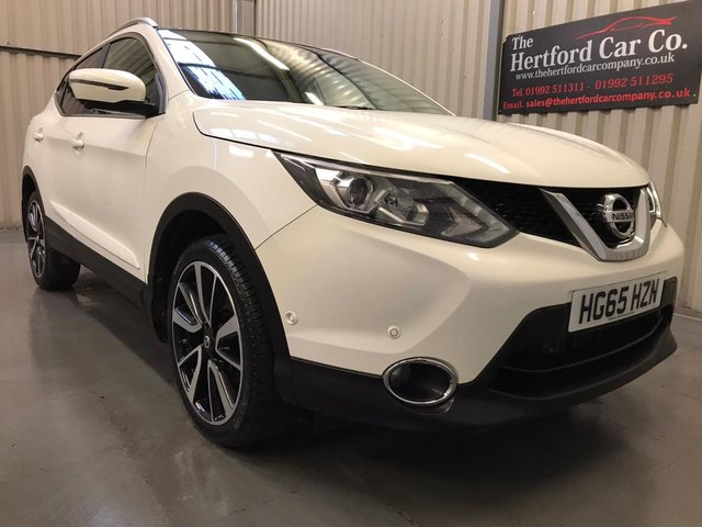 2015 65 Nissan Qashqai 1.2 TEKNA DIG-T XTRONIC 5d 113 BHP