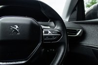 USED 2017 67 PEUGEOT 3008 1.2 PURETECH S/S ALLURE 5d 130 BHP REV CAM+PARK ASSIST+18" ALLOYS