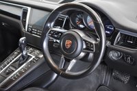 USED 2016 16 PORSCHE MACAN 3.0 D S PDK 5d 258 BHP &pound;10k Options - PASM, PDLS, 21"