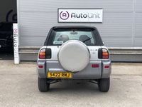 USED 1998 S TOYOTA RAV4 2.0 FREESPORT 3d 126 BHP ELECTRIC TILT / SLIDE SUNROOF + ELECTRIC ADJUST MIRRORS + CENTRAL LOCKING