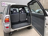 USED 1998 S TOYOTA RAV4 2.0 FREESPORT 3d 126 BHP ELECTRIC TILT / SLIDE SUNROOF + ELECTRIC ADJUST MIRRORS + CENTRAL LOCKING