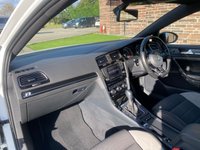 USED 2015 15 VOLKSWAGEN GOLF 2.0 R DSG 3d 298 BHP 