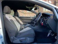 USED 2015 15 VOLKSWAGEN GOLF 2.0 R DSG 3d 298 BHP 
