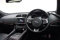 USED 2016 66 JAGUAR F-PACE 3.0 V6 S AWD 5d AUTO 375 BHP HEATED SEATS +HEADS UP DISPLAY +CAM