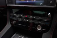 USED 2016 66 JAGUAR F-PACE 3.0 V6 S AWD 5d AUTO 375 BHP HEATED SEATS +HEADS UP DISPLAY +CAM