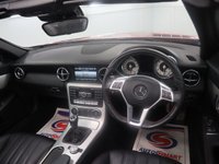 USED 2013 63 MERCEDES-BENZ SLK 1.8 SLK200 AMG SPORT EDITION 2d 184 BHP WITH LOW MILEAGE AND A GREAT MERCEDES SERVICE RECORD