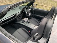 USED 2008 08 MAZDA MX-5 2.0 I ROADSTER 2d 160 BHP 2008 MAZDA MX5 2.0I ROADSTER COUPE 2DR (OPTION PACK) ELEC OPERATED HARD TOP CONVERTIBLE - 57,272 MILES ONLY - FULL AND COMPREHENSIVE SERVICE HISTORY