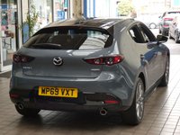 USED 2019 69 MAZDA 3 2.0 SPORT LUX 5d 121 BHP SAT NAV REAR VIEW CAMERA MAZDA WARRANTY TILL DEC 2022