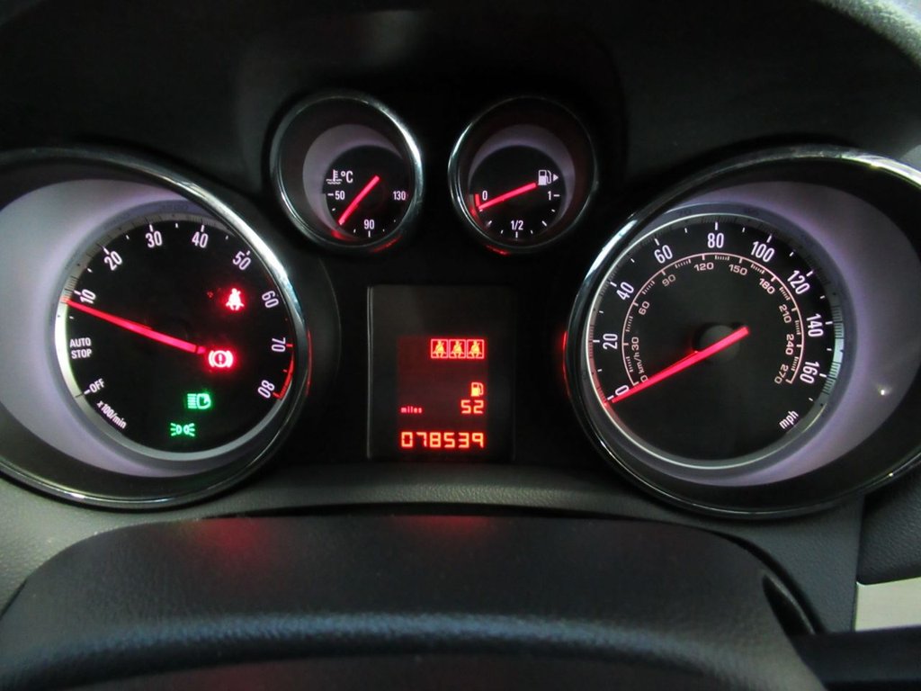 USED 2014 05 VAUXHALL MOKKA 1.6 SE S/S 5d (REG 2014) 