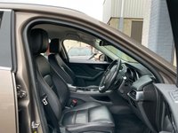 USED 2016 16 JAGUAR F-PACE 2.0 PRESTIGE AWD 5d 178 BHP 