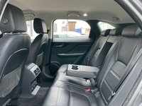 USED 2016 16 JAGUAR F-PACE 2.0 PRESTIGE AWD 5d 178 BHP 