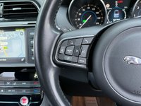USED 2016 16 JAGUAR F-PACE 2.0 PRESTIGE AWD 5d 178 BHP 