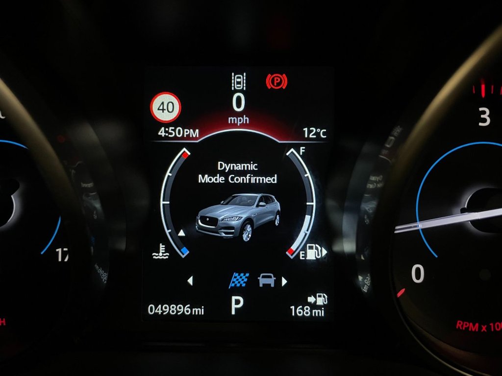 USED 2016 16 JAGUAR F-PACE 2.0 PRESTIGE AWD 5d 178 BHP 