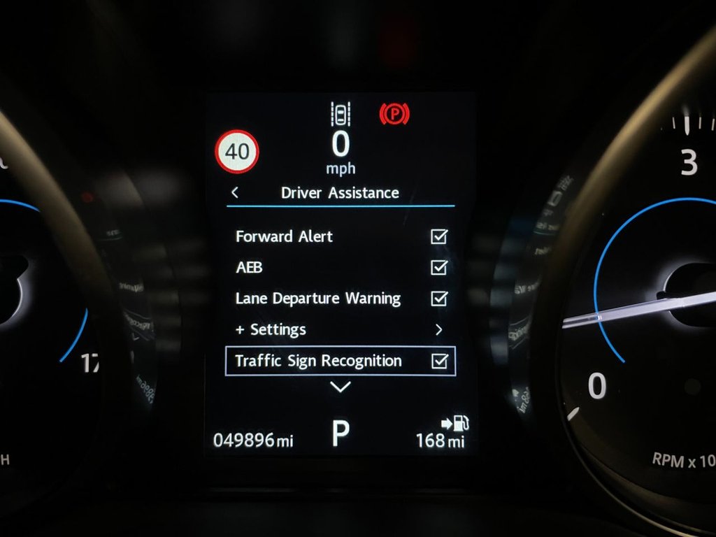 USED 2016 16 JAGUAR F-PACE 2.0 PRESTIGE AWD 5d 178 BHP 
