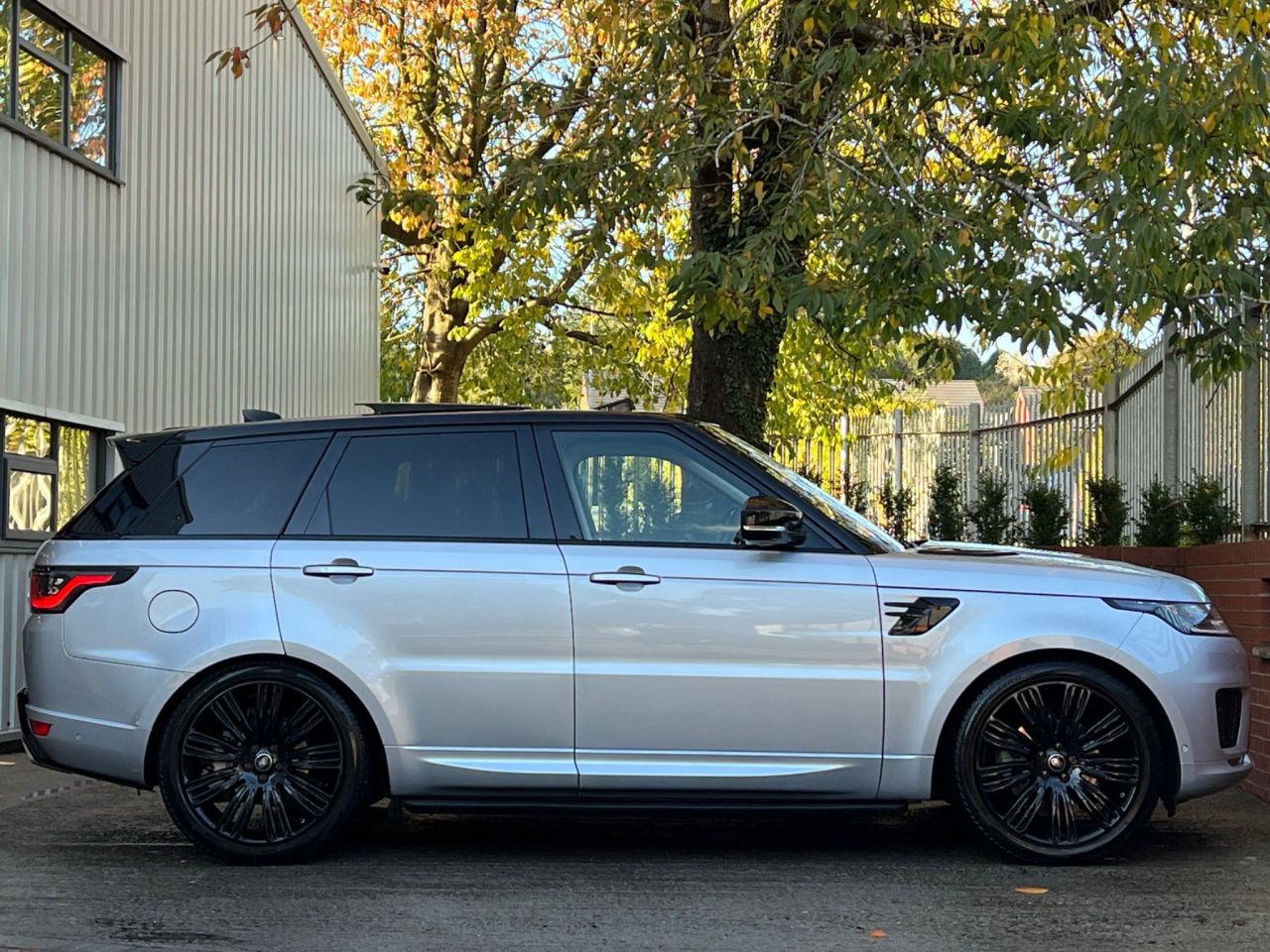 2019 69 LAND ROVER RANGE ROVER SPORT 3.0 SD V6 Autobiography Dynamic Auto 4WD (s/s) 5dr