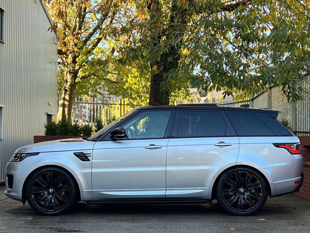 2019 69 LAND ROVER RANGE ROVER SPORT 3.0 SD V6 Autobiography Dynamic Auto 4WD (s/s) 5dr