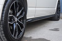 USED 2020 20 VOLKSWAGEN TRANSPORTER T6.1 T32 2.0 TDI 150PS DSG HIGHLINE LWB KOMBI Exterior + Interior Styling