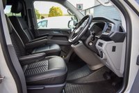USED 2020 20 VOLKSWAGEN TRANSPORTER T6.1 T32 2.0 TDI 150PS DSG HIGHLINE LWB KOMBI Exterior + Interior Styling