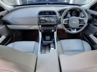 USED 2018 68 JAGUAR XE 2.0 PRESTIGE 4d 198 BHP GLASS ROOF, LIGHT OYSTER LEATHER