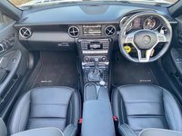 USED 2014 14 MERCEDES-BENZ SLK 5.5 SLK55 AMG 2d 421 BHP *Just a beautiful example*