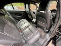 USED 2018 68 JAGUAR I-PACE 0.0 SE 5d AUTO 395 BHP 