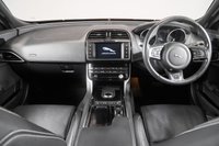 USED 2017 67 JAGUAR XE 2.0 D R-SPORT AWD 4d 238 BHP 