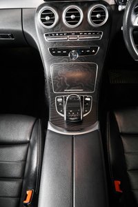 USED 2016 16 MERCEDES-BENZ C CLASS 2.1 C 220 D AMG LINE PREMIUM PLUS 2d 168 BHP 