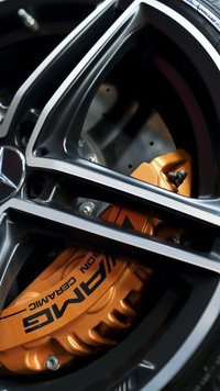 USED 2018 67 MERCEDES-BENZ GT 4.0 AMG GT C 2d 550 BHP HUGE SPEC, PREMIUM PLUS, DYNAMIC PLUS PACK, AIR SCARF, CERAMIC BRAKES - STUNNING