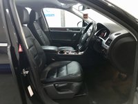 USED 2012 62 VOLKSWAGEN TOUAREG 3.0 V6 SE TDI BLUEMOTION TECHNOLOGY 5d 202 BHP SAT NAV, LEATHER, LOW TAX!!