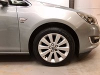 USED 2013 62 VAUXHALL ASTRA 1.6 ELITE 5d 113 BHP Low Mileage, Elite Model