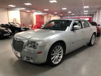 USED 2010 10 CHRYSLER 300C 3.0 CRD SRT 4d 215 BHP * AIR CONDITIONING * HALF LEATHER * 20 INCH ALLOY WHEELS * PARKING SENSORS *