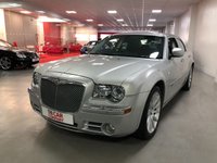 USED 2010 10 CHRYSLER 300C 3.0 CRD SRT 4d 215 BHP * AIR CONDITIONING * HALF LEATHER * 20 INCH ALLOY WHEELS * PARKING SENSORS *